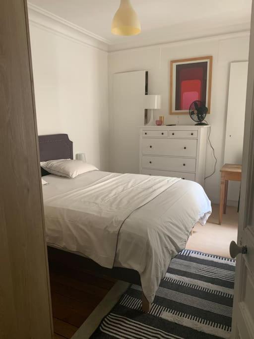 Montmatre-paris Apartment *