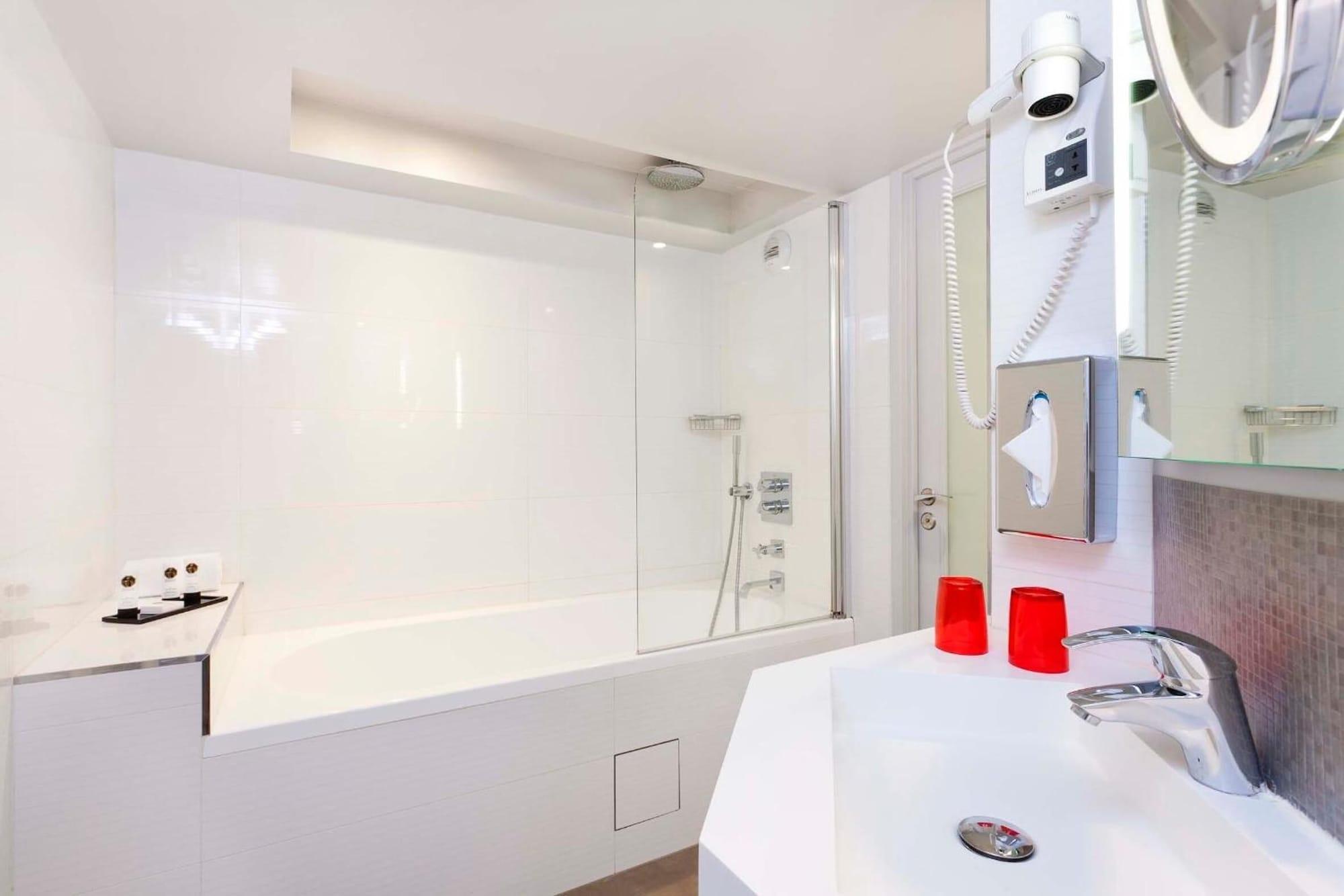 Hotel Opera Marigny 4*