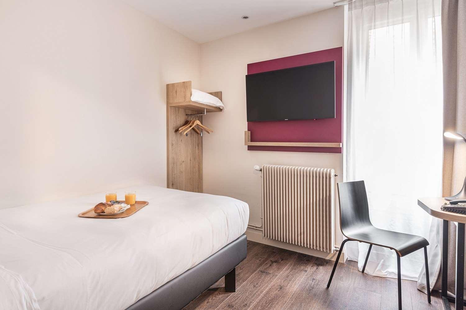 Courcelles Médéric Hotel 3*