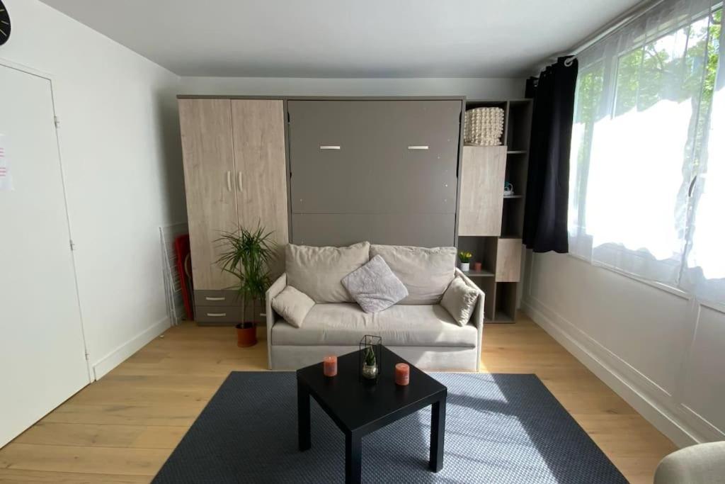 Chic & Confort - La Villette A Proximite - Vivant! Apartment *