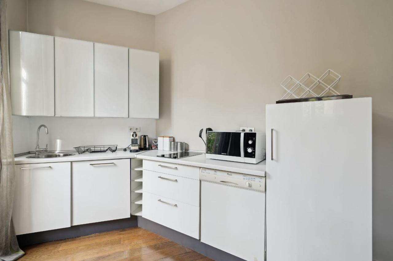 Apartment Champs-elysees & Arc De Triomphe - *