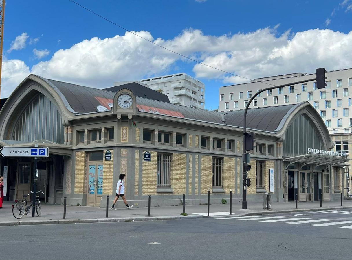 Moderne Au Coeur De Batignolles Paris
