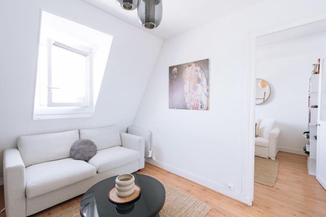 Appartement Chic W 2 Sofa Beds 18th Arrondissement Paris
