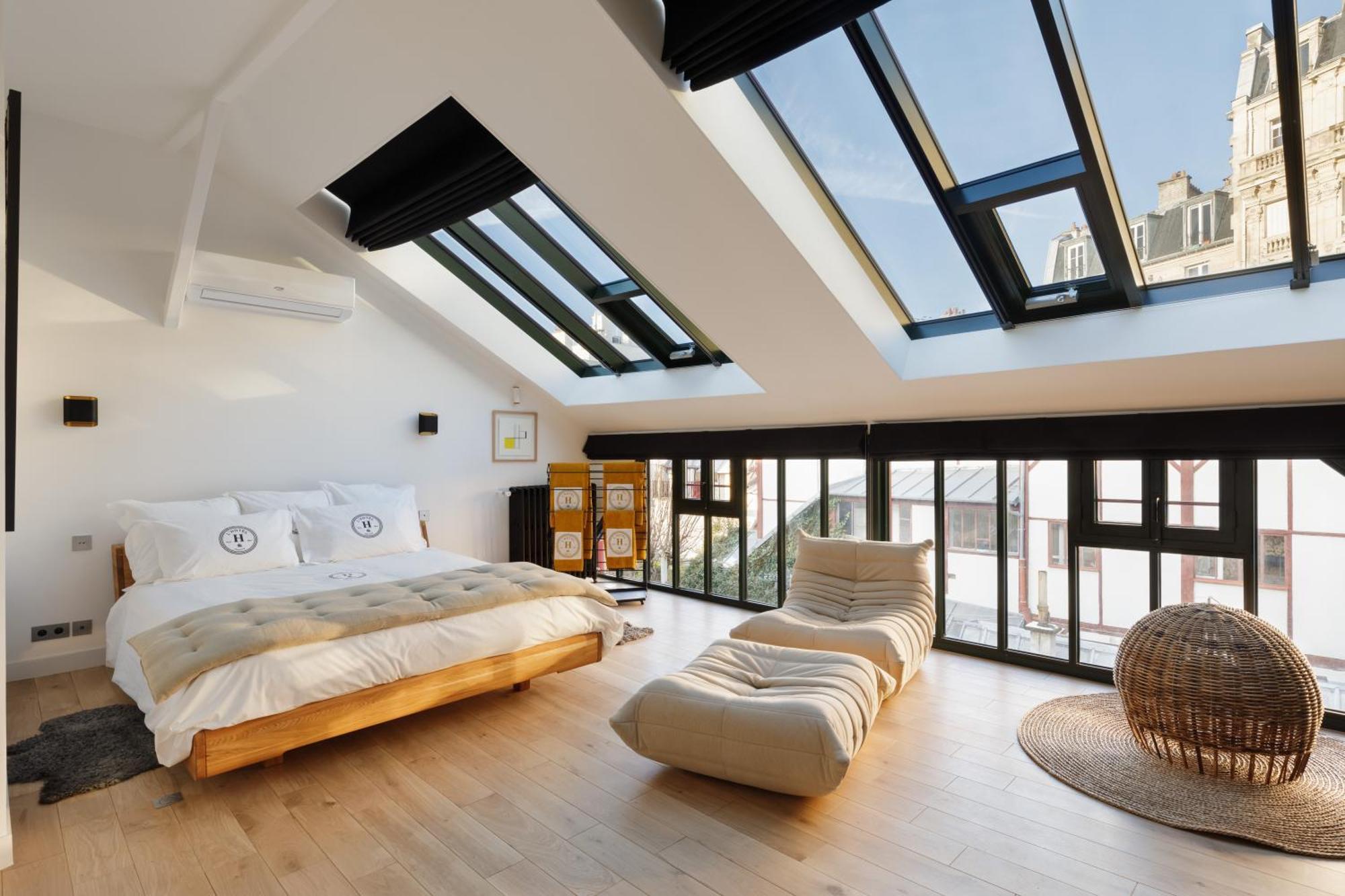 New : Atelier Artiste Montmartre Paris