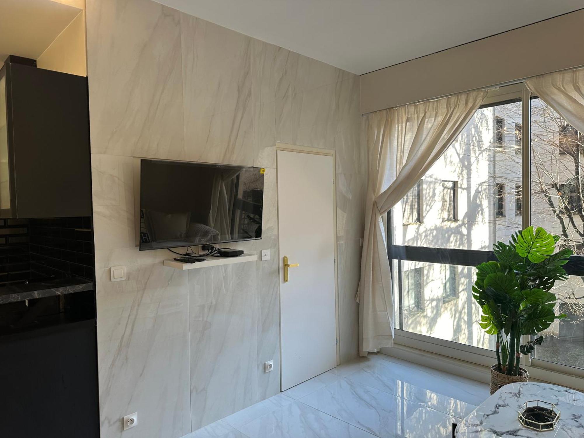 21a Marechal Foch Avenue Champs-elysees Appartement *