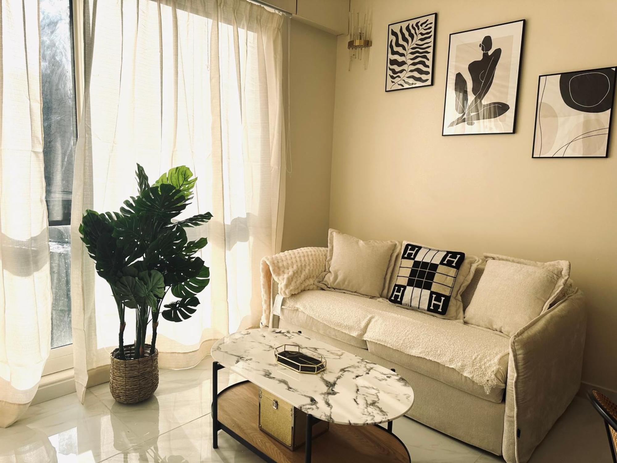 Appartement 21a Marechal Foch Avenue Champs-elysees