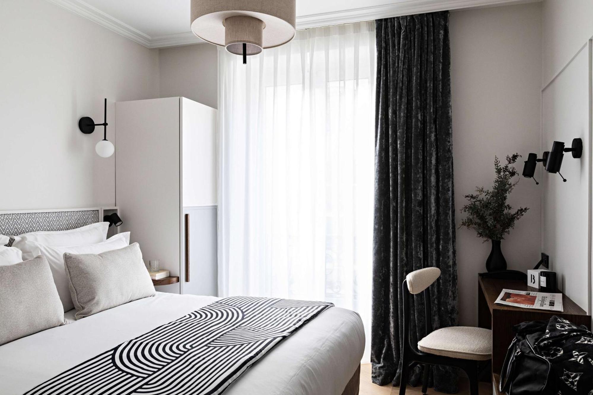 The Blake Gare Saint Lazare Hotel