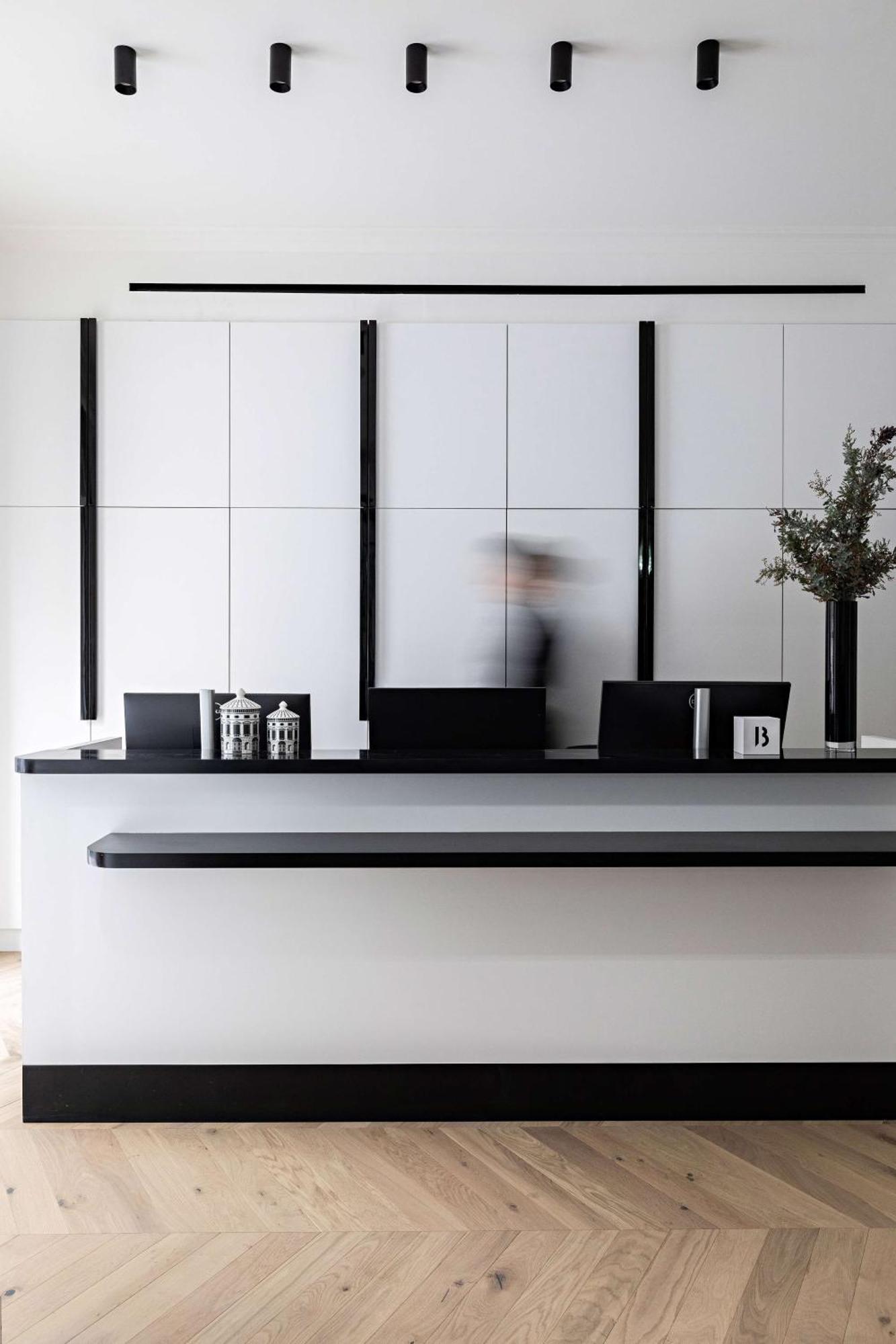 The Blake Gare Saint Lazare Hotel 4*