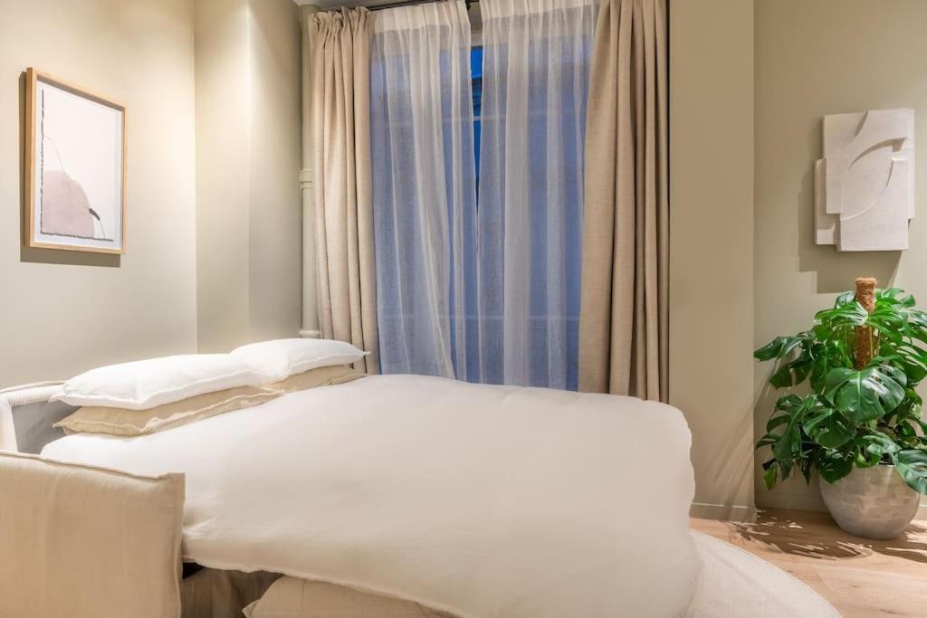 Marais - Magnificent 3br/bth Decorated With Taste Apartment