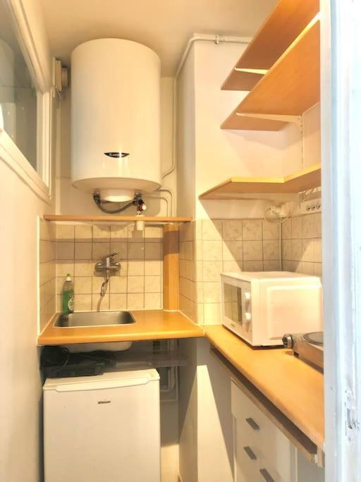 Enchanting Retreat In The Heart Of The Latin Quarter - Entire For Yourself Apartment