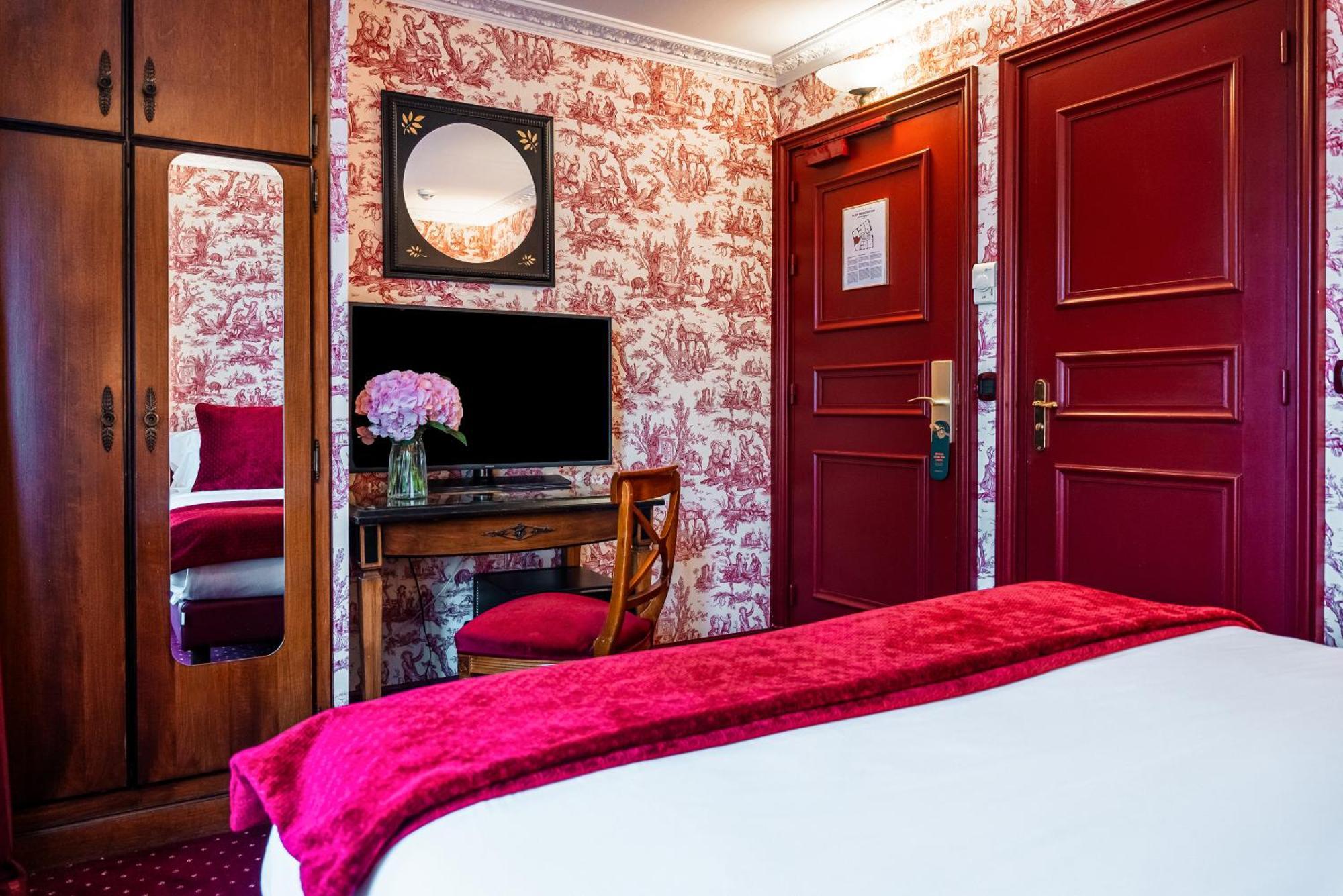 Eugenie Hotel Paris