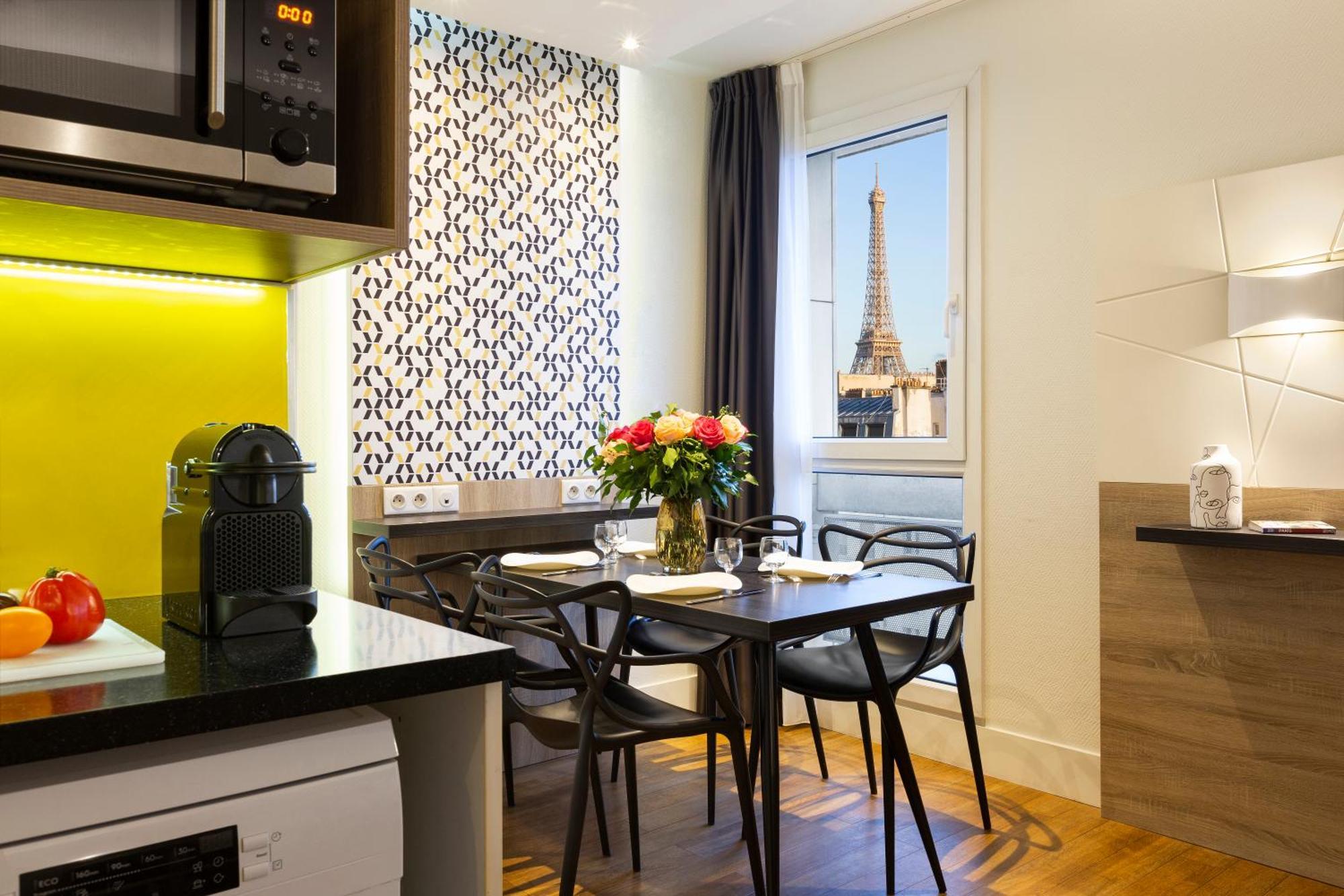 Citadines Tour Eiffel 4*