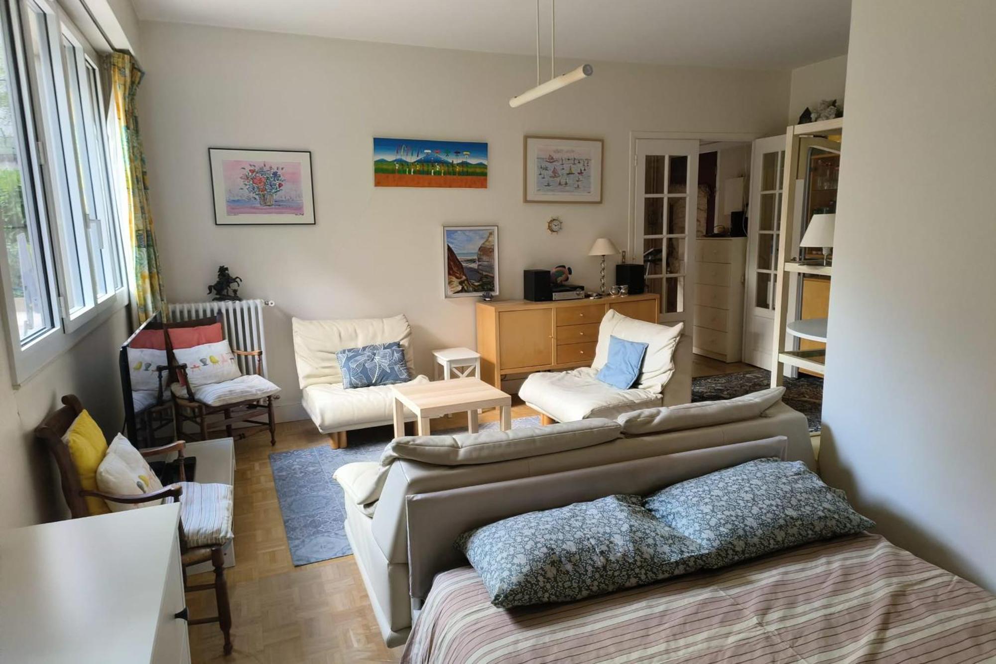 60 M Near Beaugrenelle * Paris