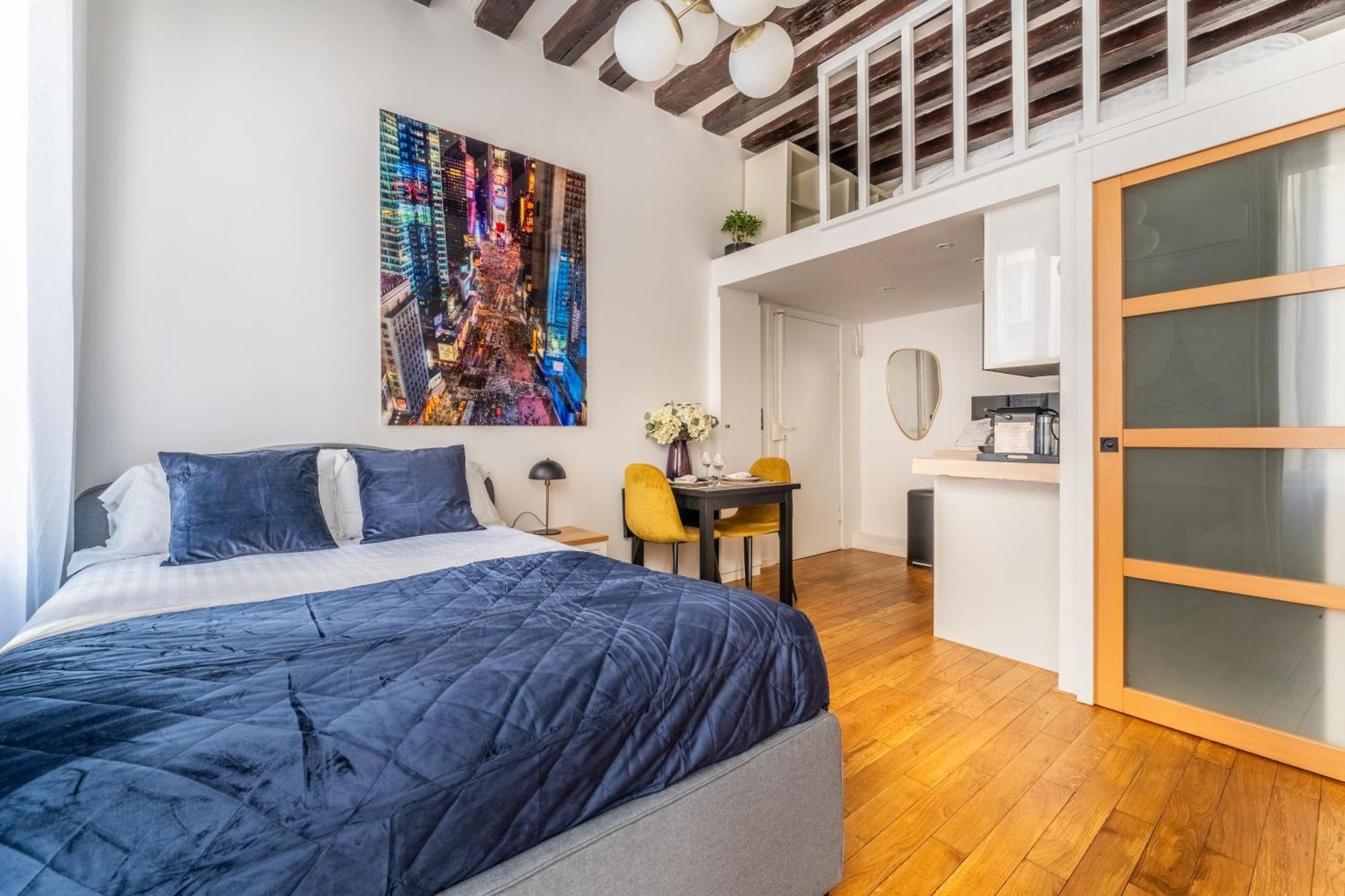 Charming Flat , Heart Of Apartment *