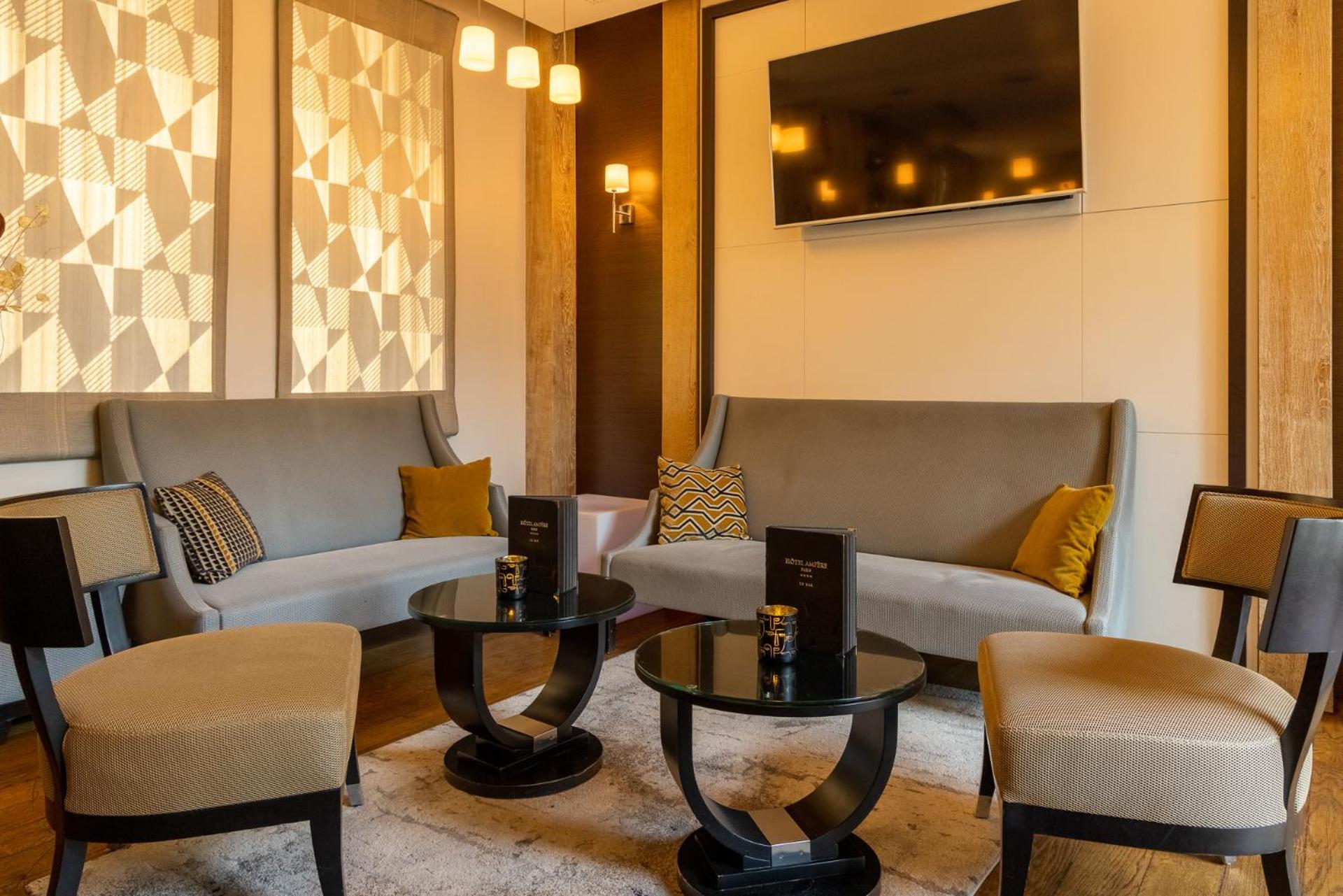 Ampere Hotel Paris