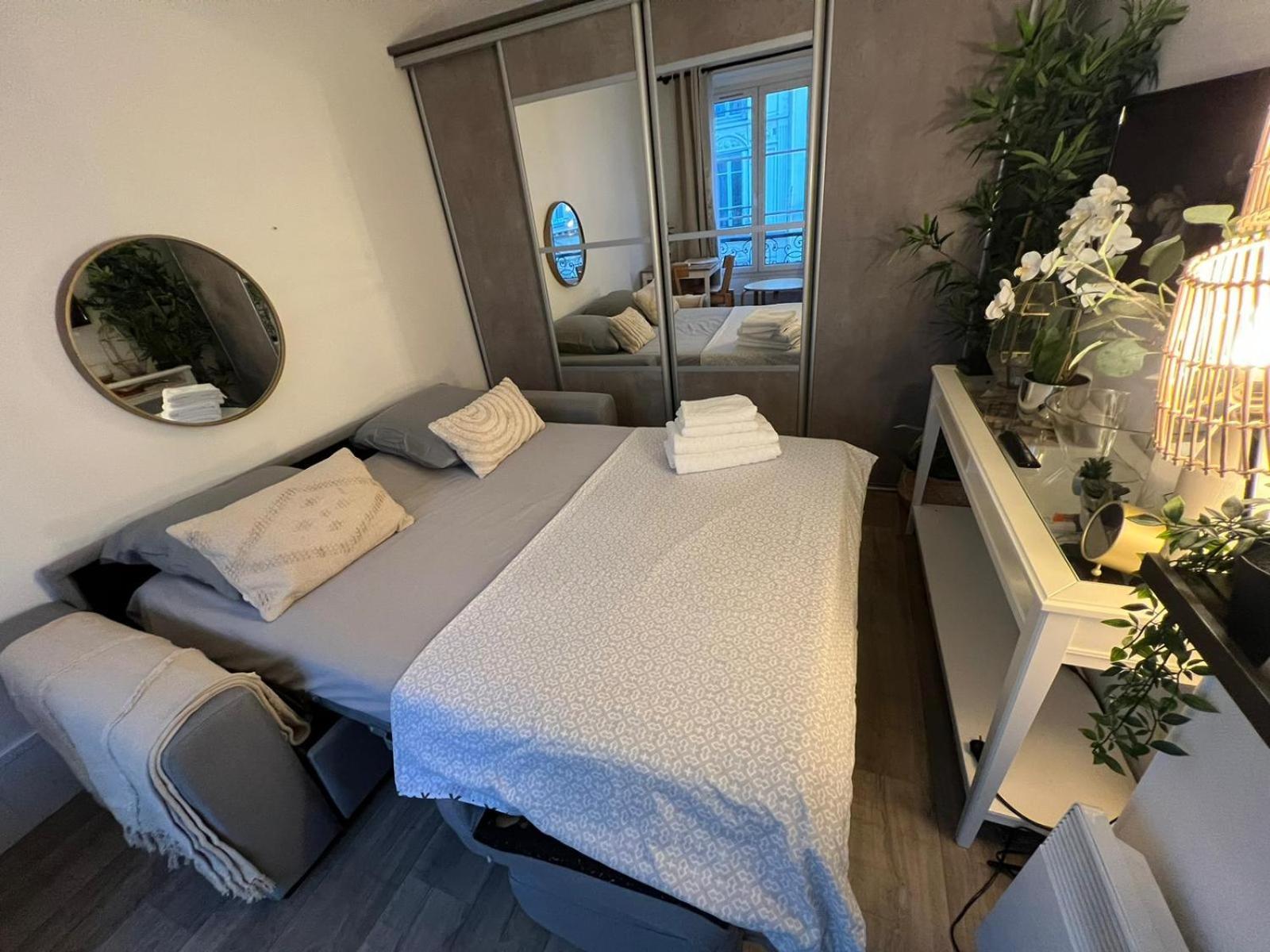 Appartement Moderne Au Coeur De Batignolles