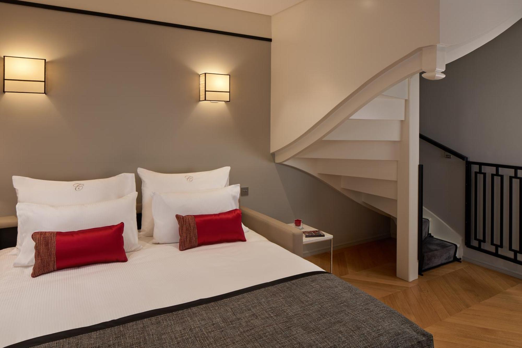 Fraser Le Claridge Champs-elysees 5*