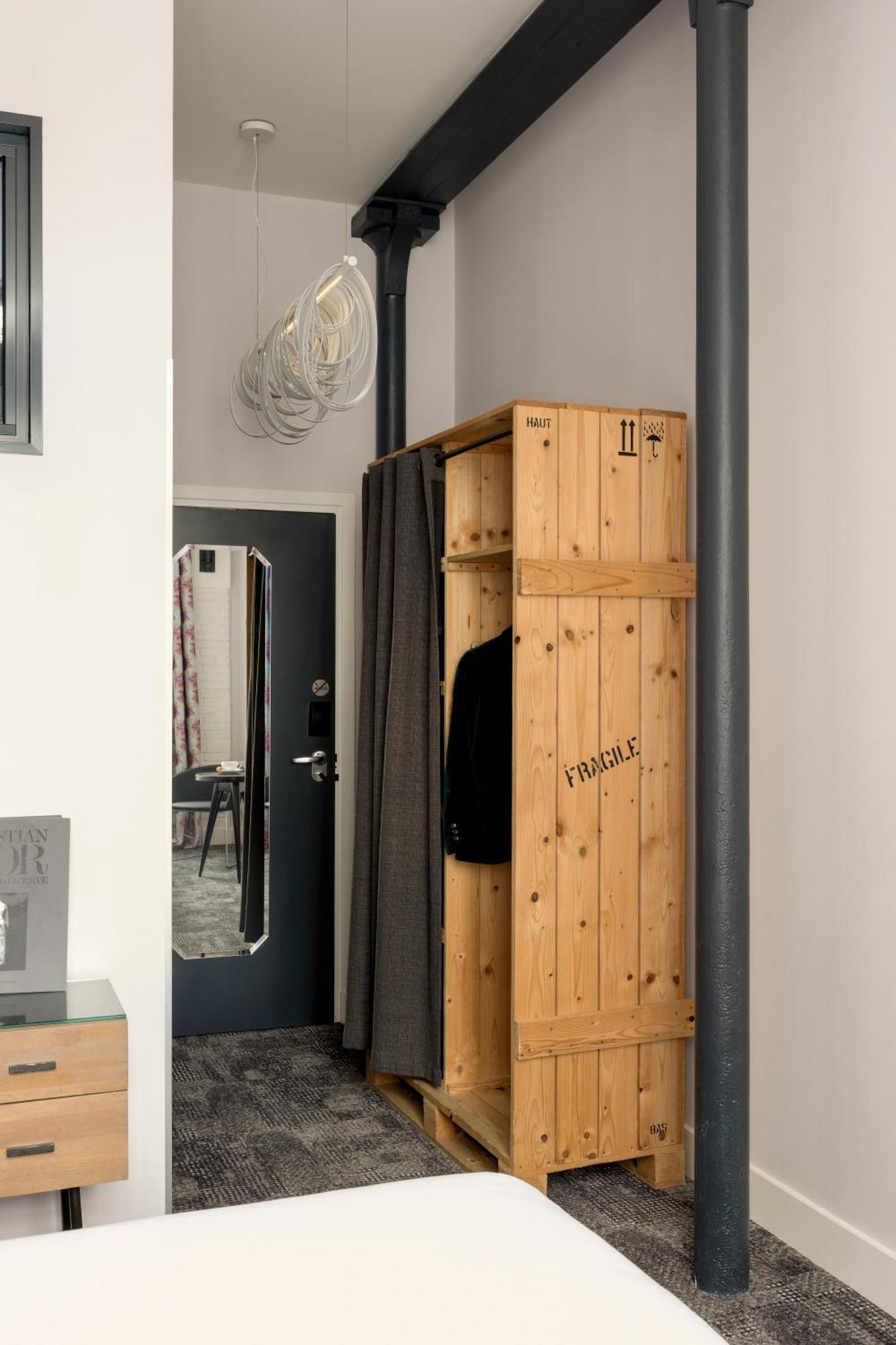Fabric Hotel Paris