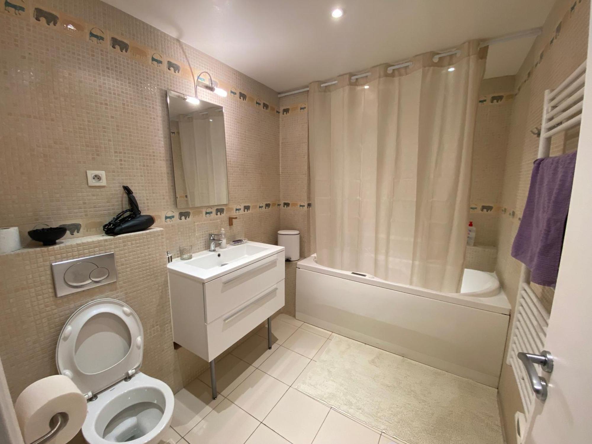 Appartement Grand Luxueux, Calme Et Sur