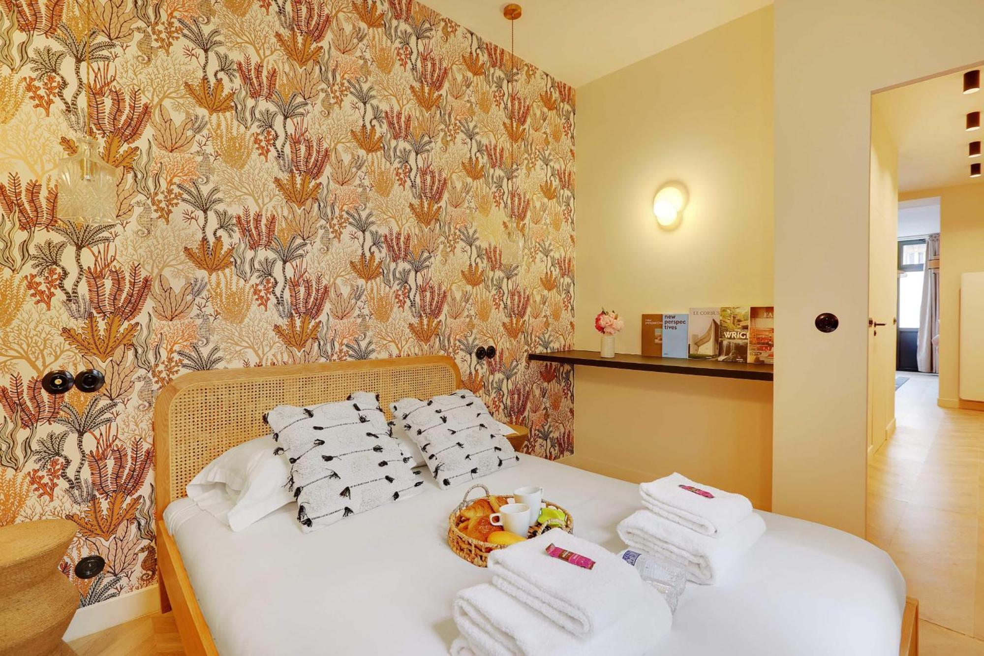 Charming -2br-6p- Montmartre * Paris