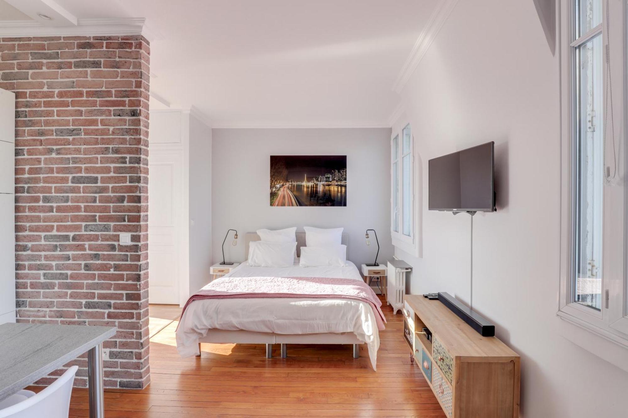 Appartement Eiffel Tower View + Terrace Saint Germain Des Pres Paris