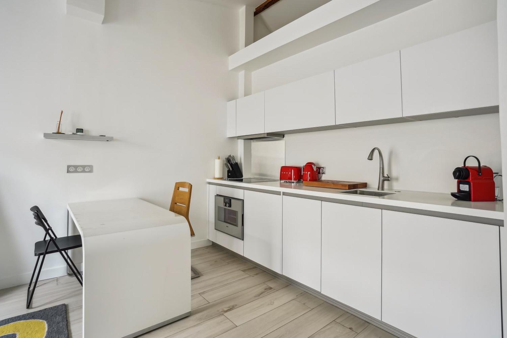 Appartement New Near Champs Elysees Paris