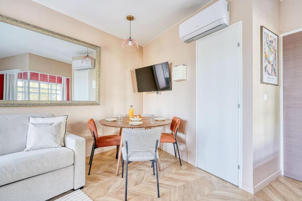 Proche Parc Monceau Pereire - Iii Apartment