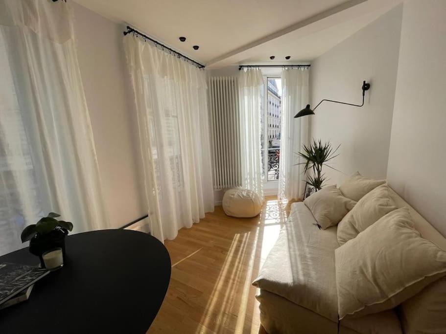 Marais - Bright One-bedroom Decorated With Taste * Paris