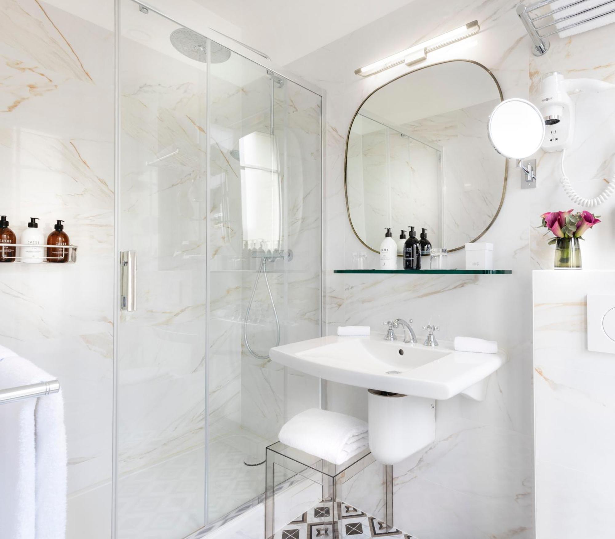Claridge Hotel