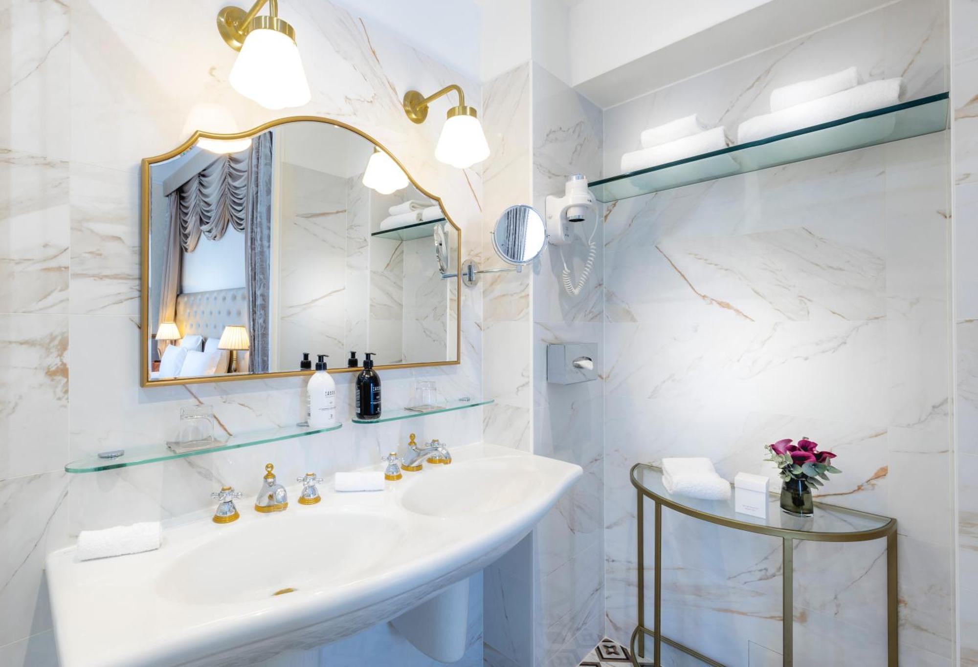Claridge 4*