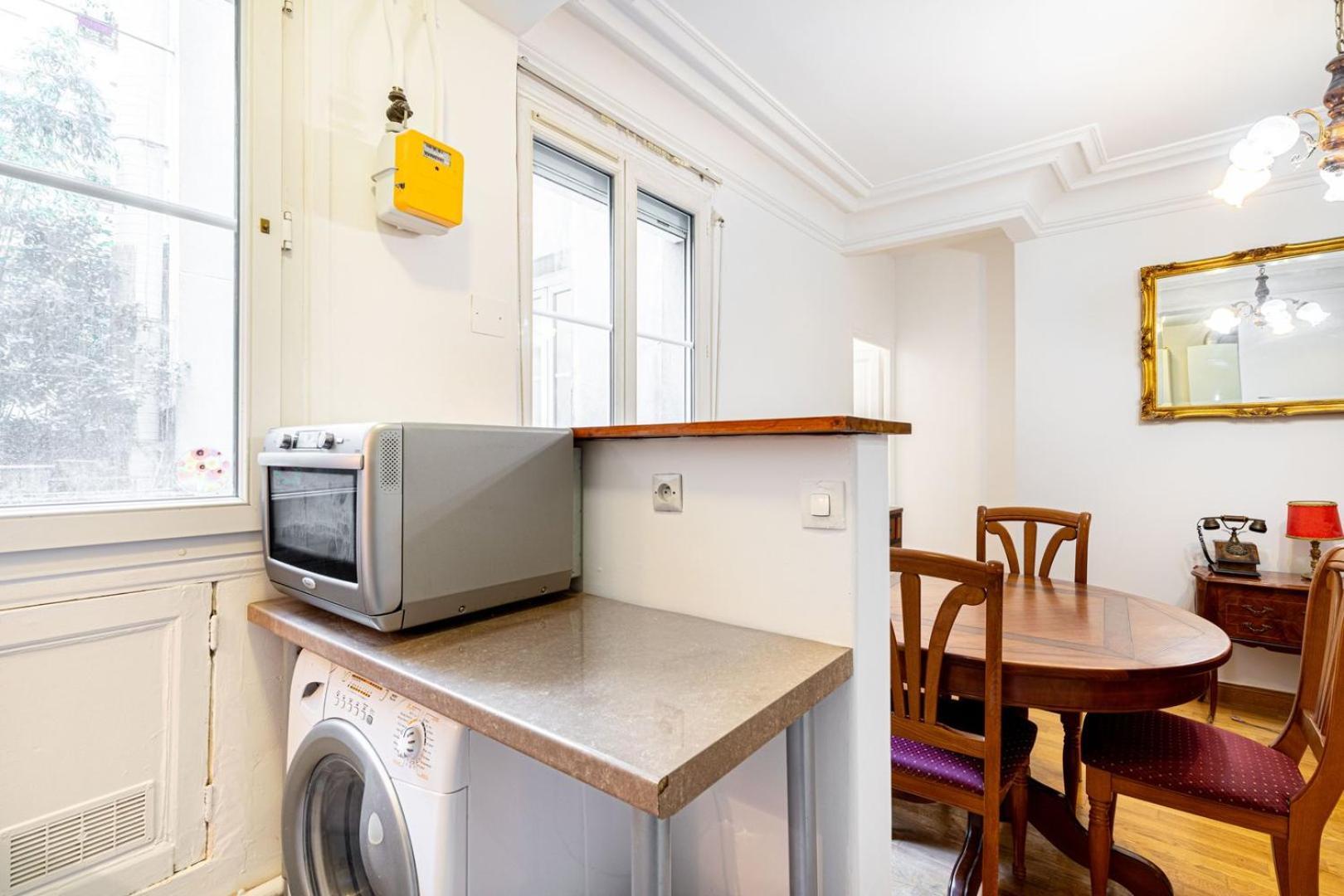 Guestready - Parisian Bliss Near Notre-dame Apartment *