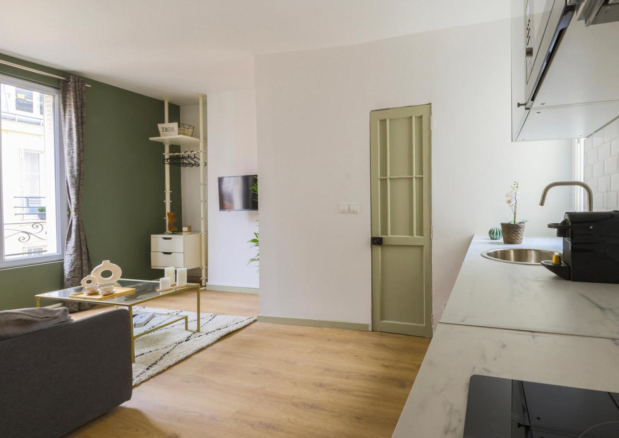 1592 Opera District Comfortable Retreat Apartment *