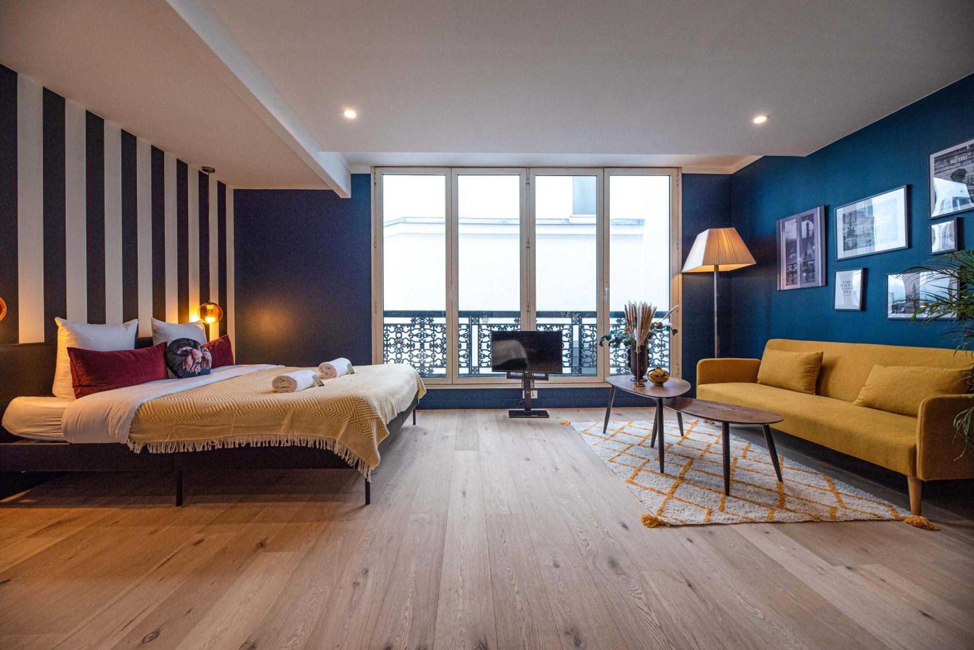 Monsieur Pigalle Paris