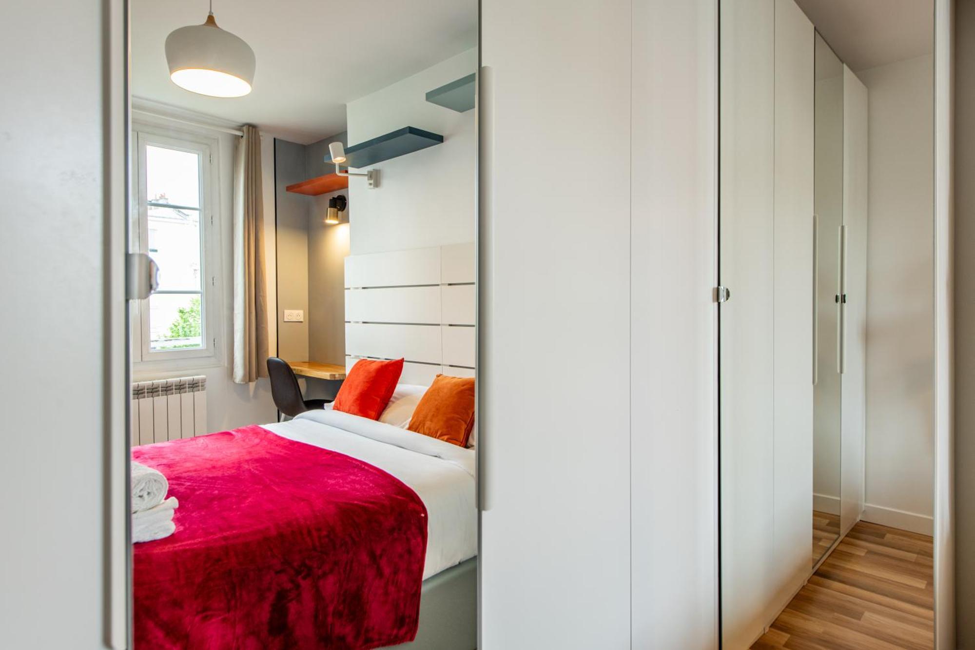 Apartment Cozy 1-bedroom With All Amenties In Montmartre Paris