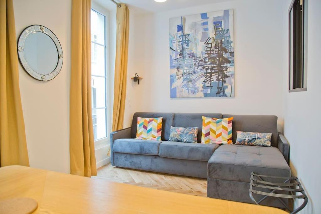 Fully Renovated Historic In Heart Mouffetard Apartment Paris