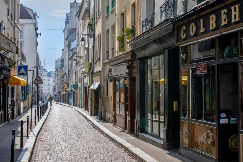 Apartment Fully Renovated Historic In Heart Mouffetard Paris