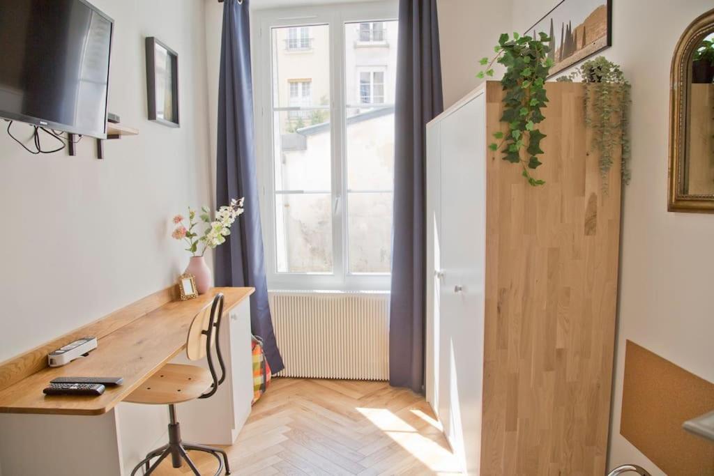 Apartment Fully Renovated Historic In Heart Mouffetard *
