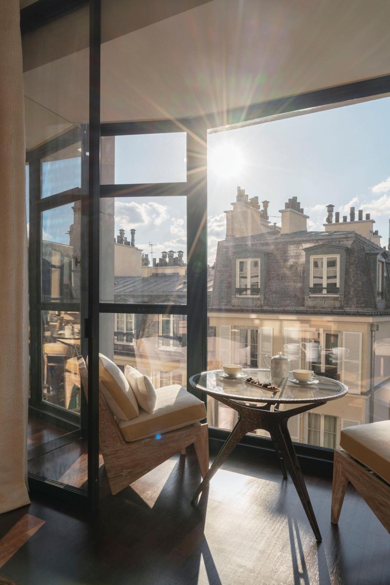 Cheval Blanc & Dior Cheval Blanc Hotel Paris