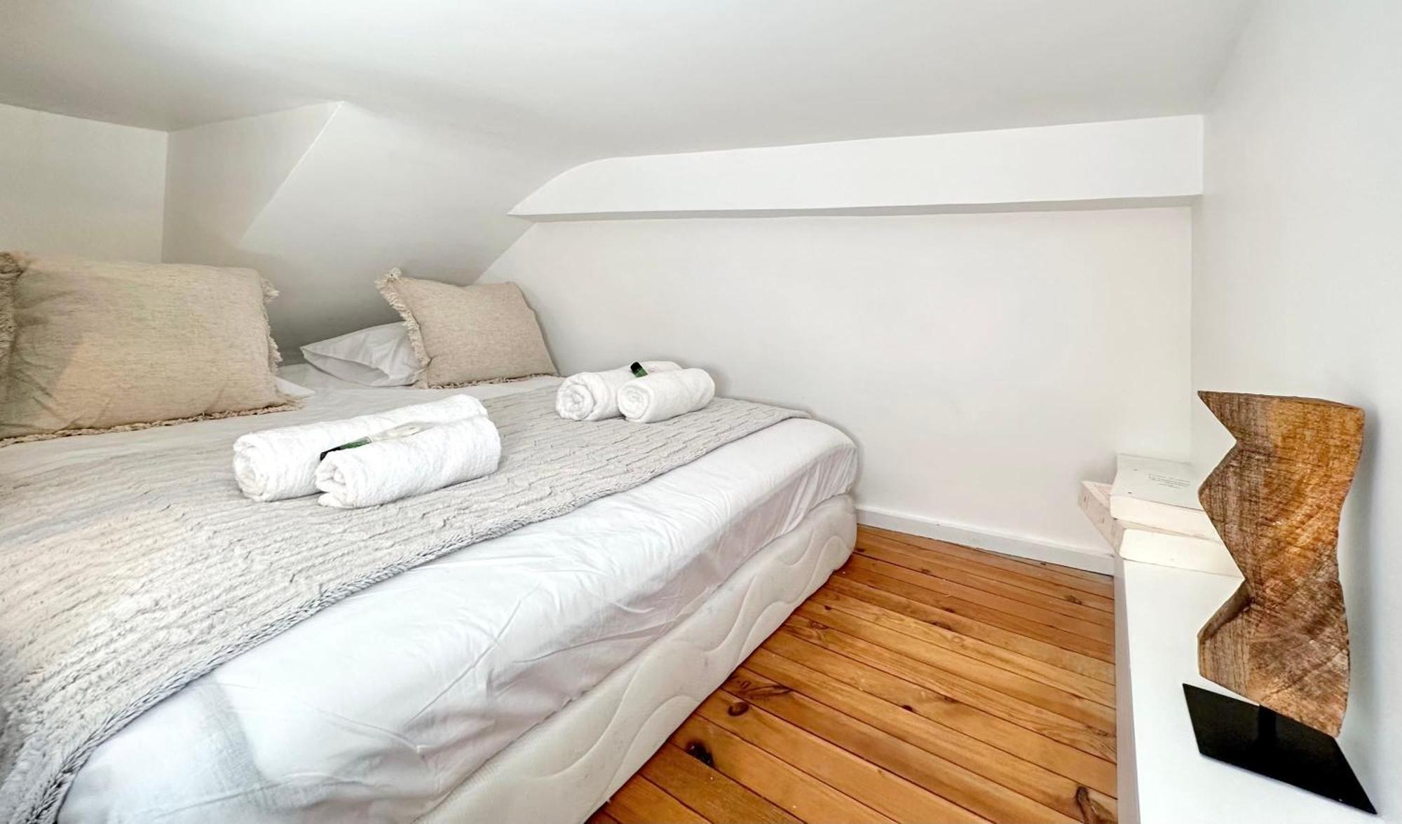 Stylish Studio Steps From Le Marais Appartement