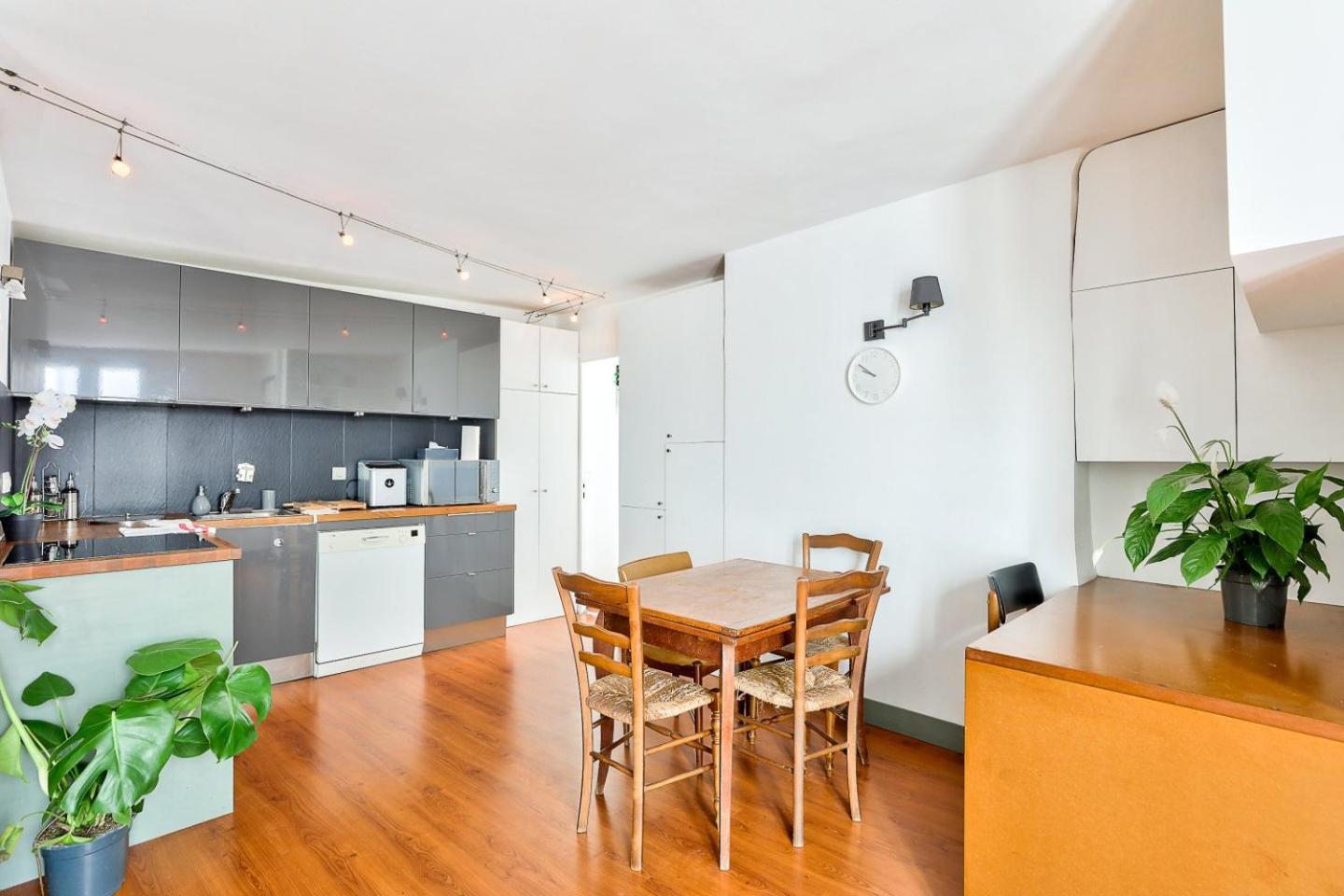 Charming 1br Flat Near Gare De L'est & Canal Saint-martin Paris