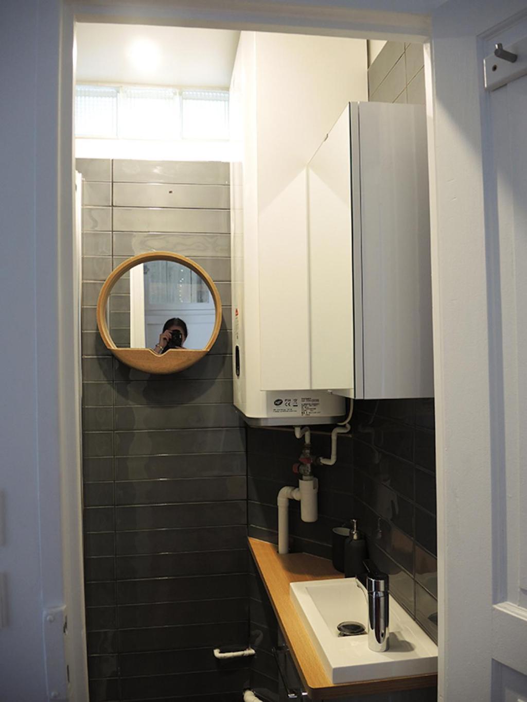 Private With Bathroom In Sunny Flat * Paris