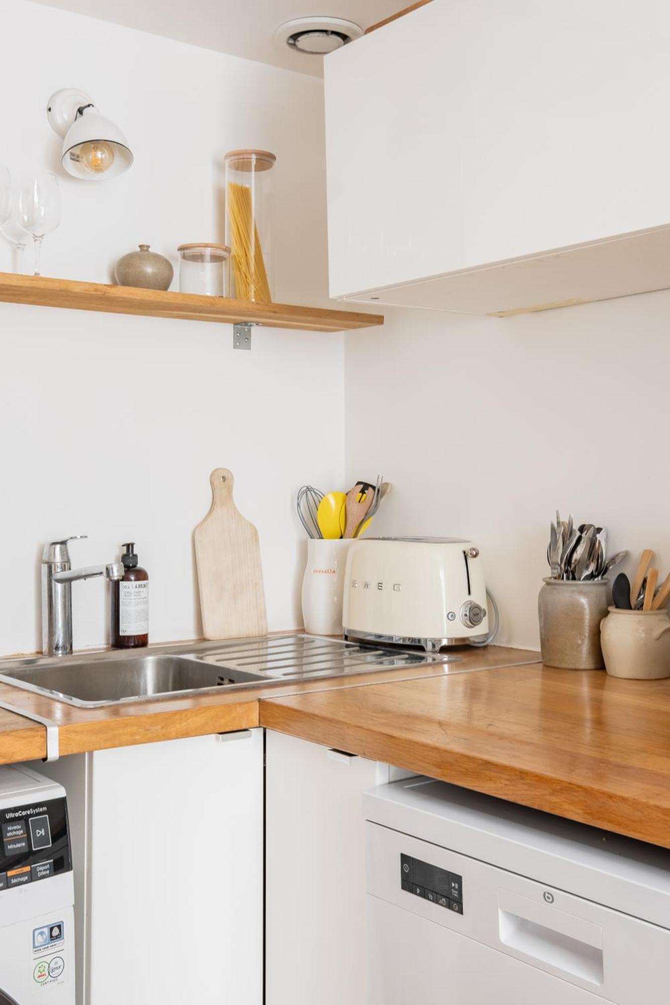 Veeve - Eclectic Eminence Apartment
