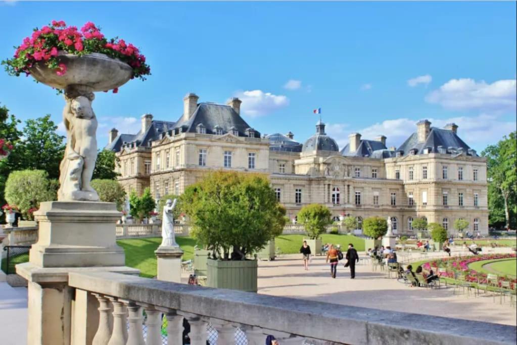 Petit Cosy A Saint-germain-des-pres Et Jardin Du Luxembourg Apartment Paris