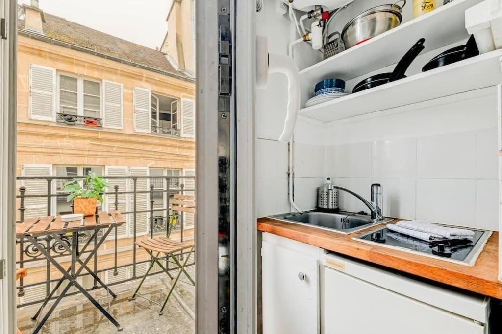 Petit Cosy A Saint-germain-des-pres Et Jardin Du Luxembourg Apartment *