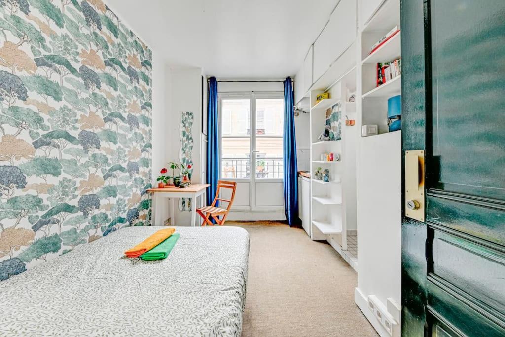 Petit Cosy A Saint-germain-des-pres Et Jardin Du Luxembourg Apartment