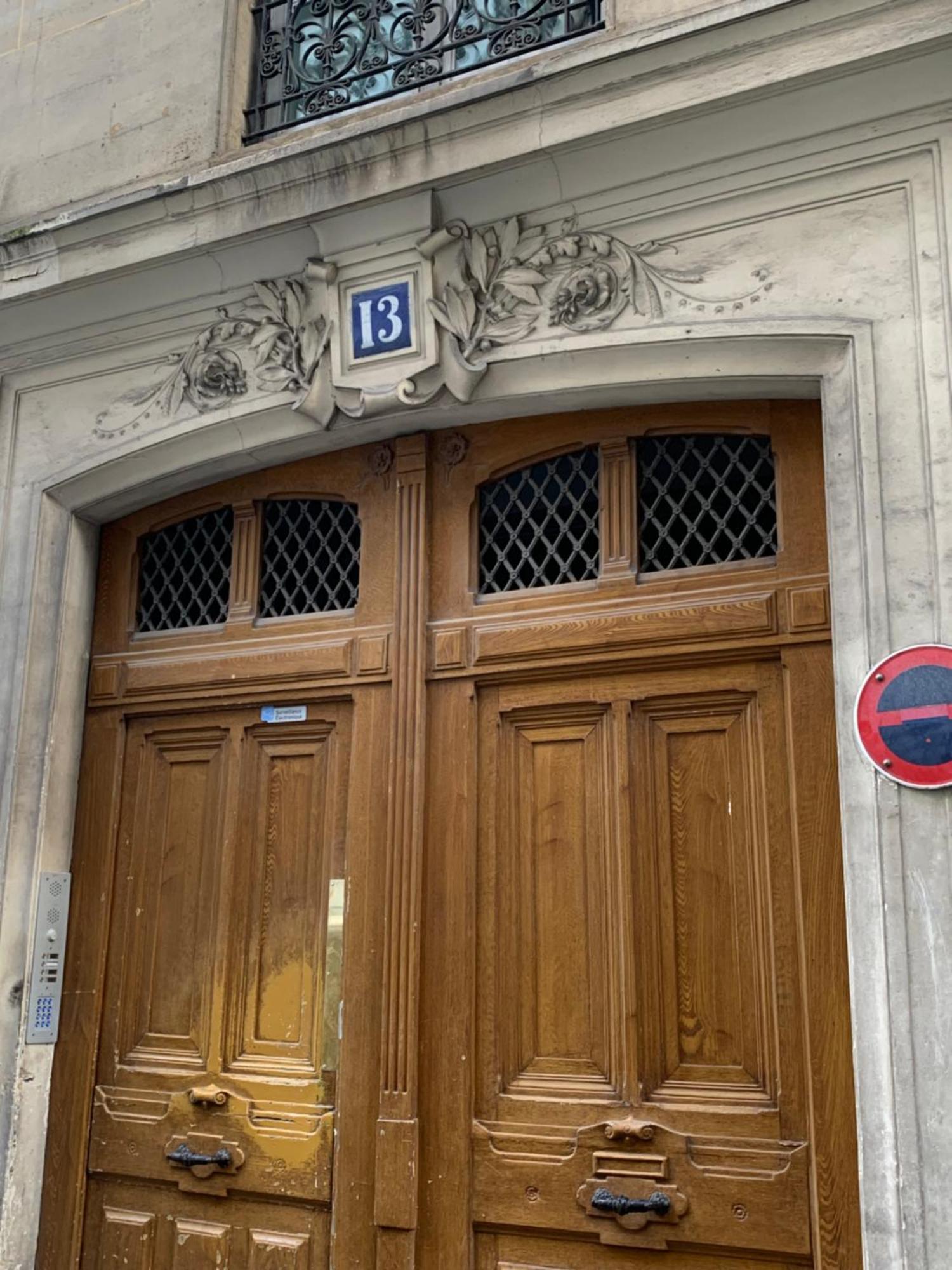 Laurence * Paris