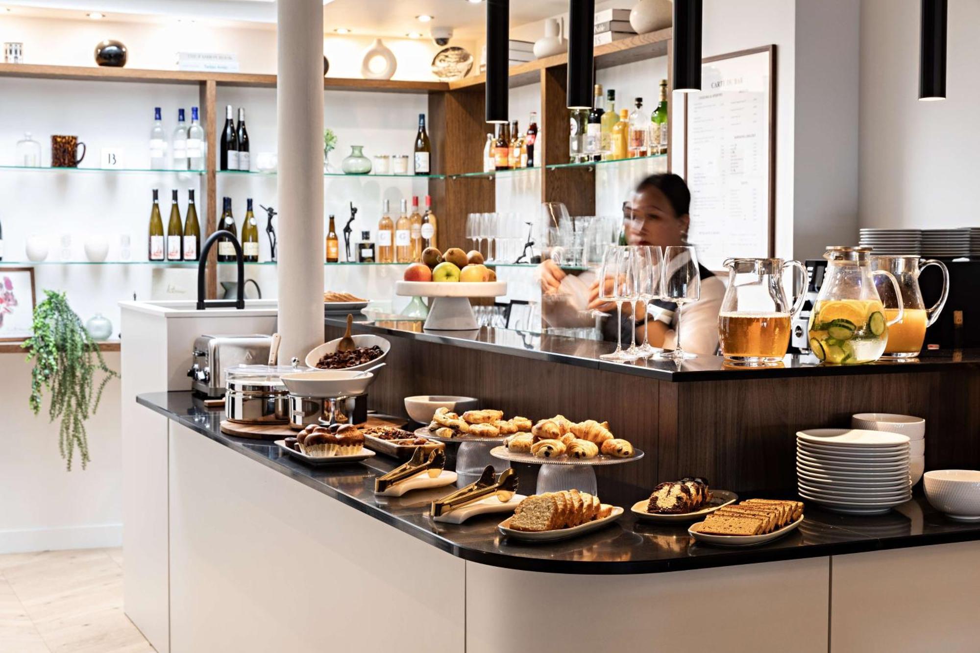 The Blake Gare Saint Lazare 4* Paris