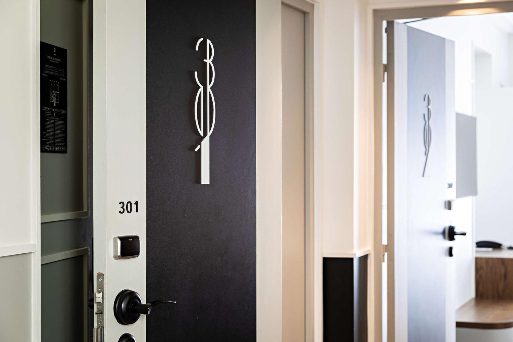 The Blake Gare Saint Lazare Hotel 4*