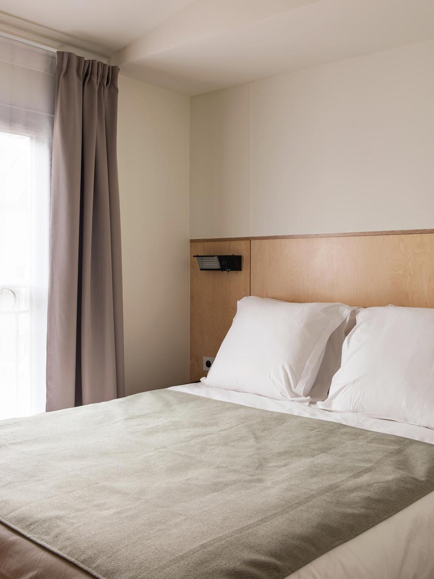 New Opera Hotel 4*