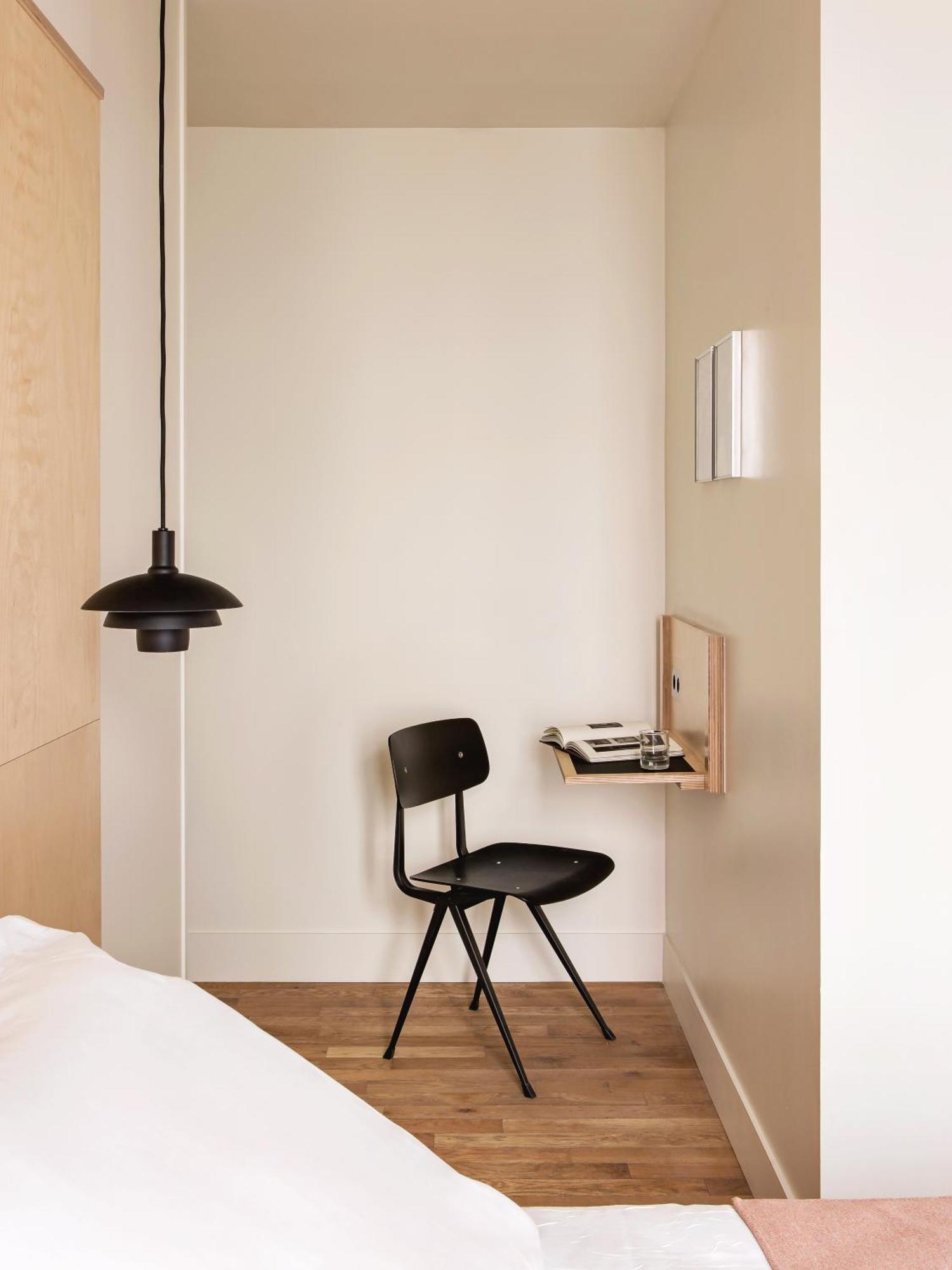 New Opera Hotel